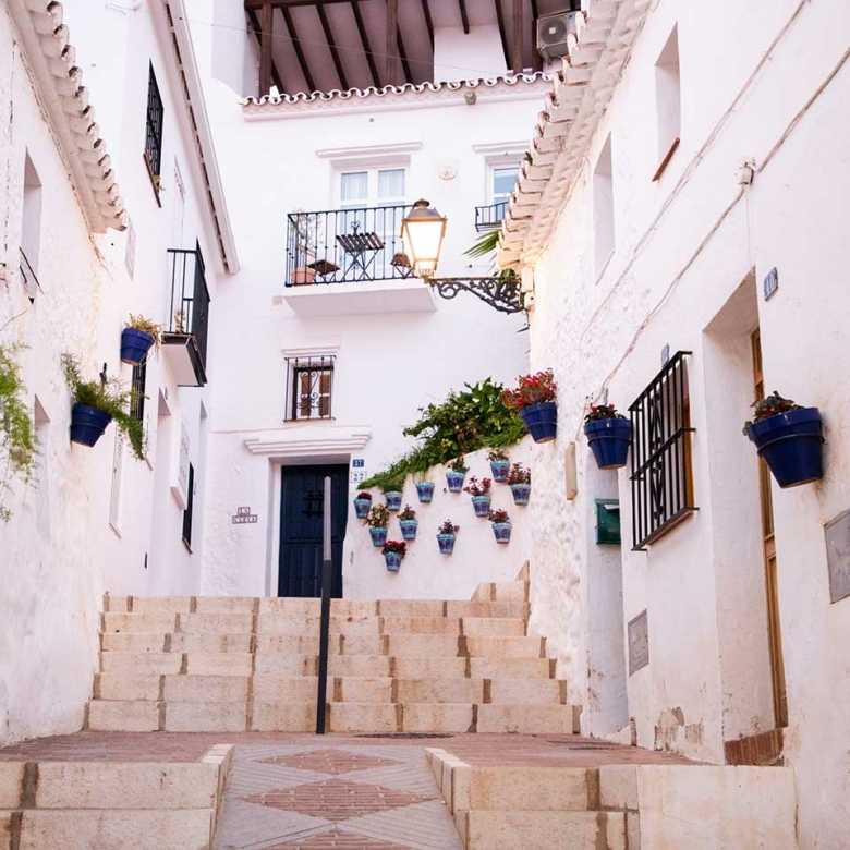 Casa con Gran Parcela y Piscina